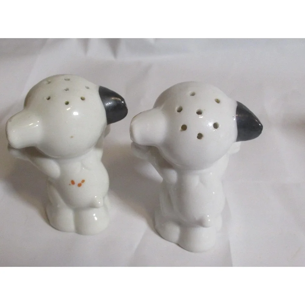 1930's Vintage Salt & Pepper Shakers 